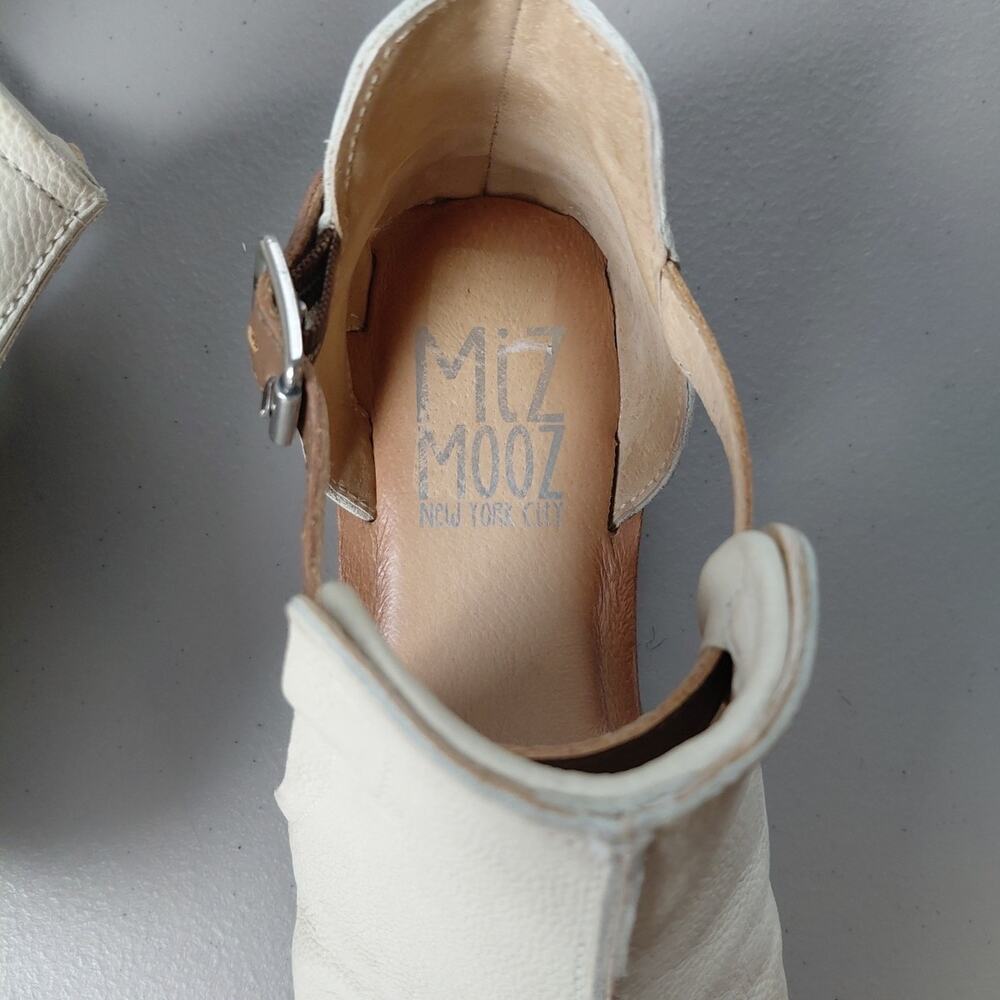 MIZ MOOZ Gladiator Sandals Shoes Sz 38 WIDE Cream Leather Open Toe FOUND Buckle - Picture 9 of 11